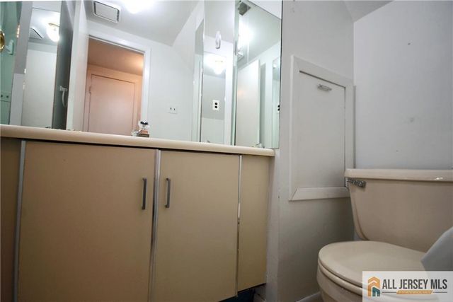 1150 Schmidt Lane, North Brunswick, NJ 08902