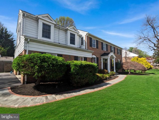 1006 KIMBERWICKE RD, Mclean, VA 22102
