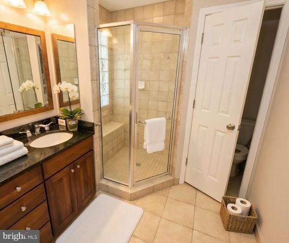 1006 KIMBERWICKE RD, Mclean, VA 22102