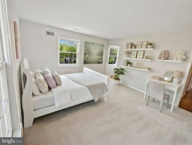 1006 KIMBERWICKE RD, Mclean, VA 22102