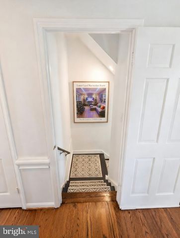 1006 KIMBERWICKE RD, Mclean, VA 22102