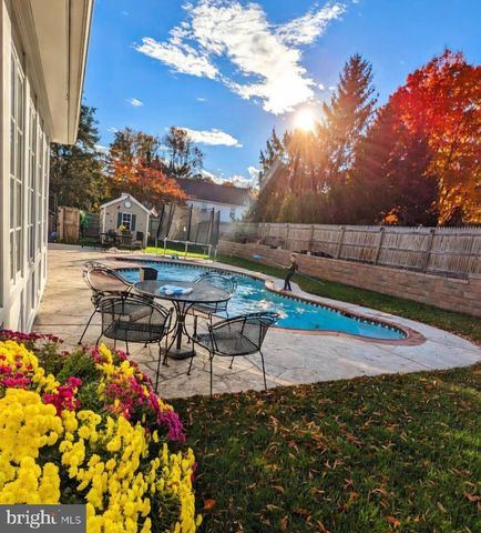 1006 KIMBERWICKE RD, Mclean, VA 22102