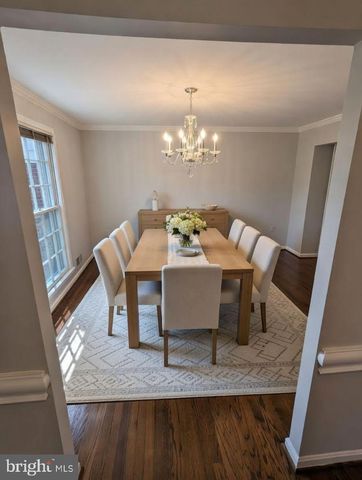 1006 KIMBERWICKE RD, Mclean, VA 22102