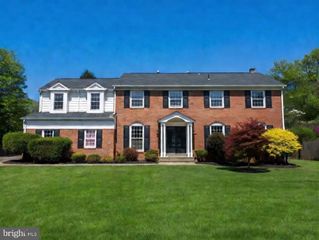 1006 KIMBERWICKE RD, Mclean, VA 22102