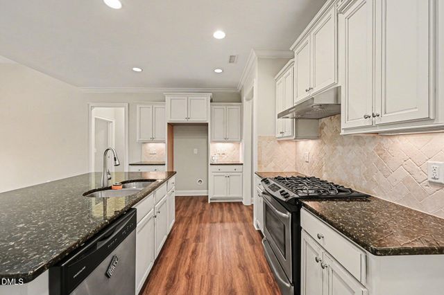 383 Apalachia Lake Drive, Fuquay Varina, NC 27526