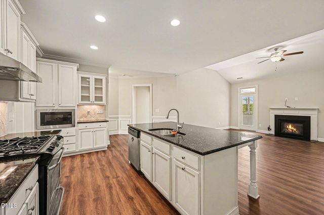 383 Apalachia Lake Drive, Fuquay Varina, NC 27526