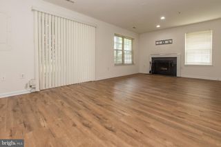 117 LONGPOINT WAY, Gaithersburg, MD 20878