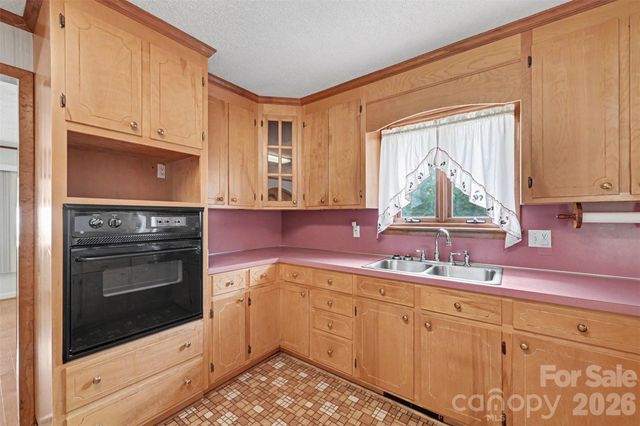 225 Oliphant Road, Mooresville, NC 28115