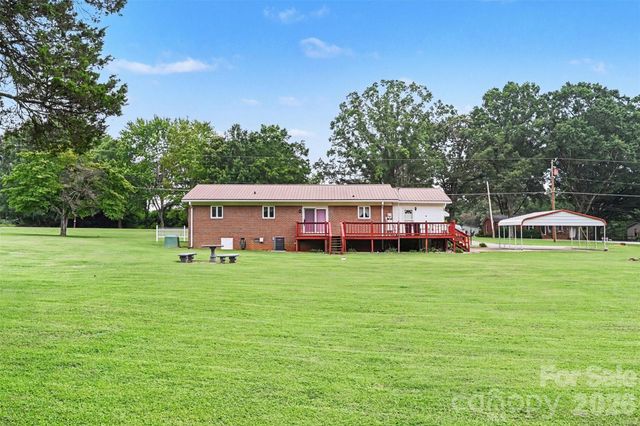 225 Oliphant Road, Mooresville, NC 28115