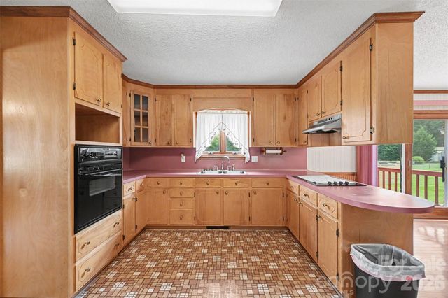 225 Oliphant Road, Mooresville, NC 28115