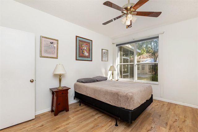 857 NW 133rd Avenue, Pembroke Pines, FL 33028