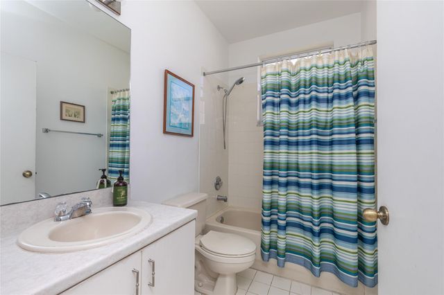 857 NW 133rd Avenue, Pembroke Pines, FL 33028