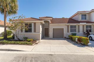 857 NW 133rd Avenue, Pembroke Pines, FL 33028