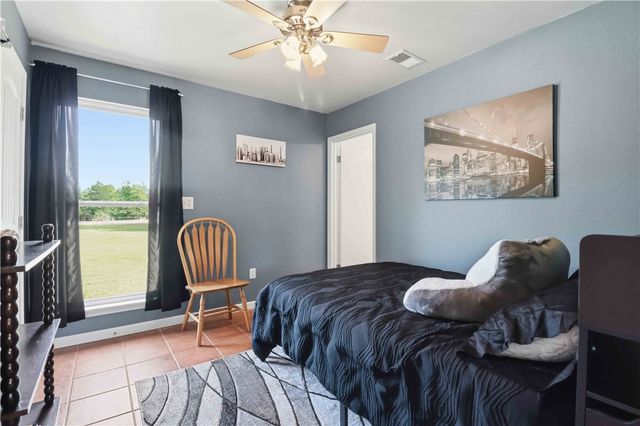 11530 Pearce Road, Fayetteville, AR 72701