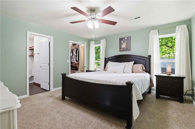 11530 Pearce Road, Fayetteville, AR 72701