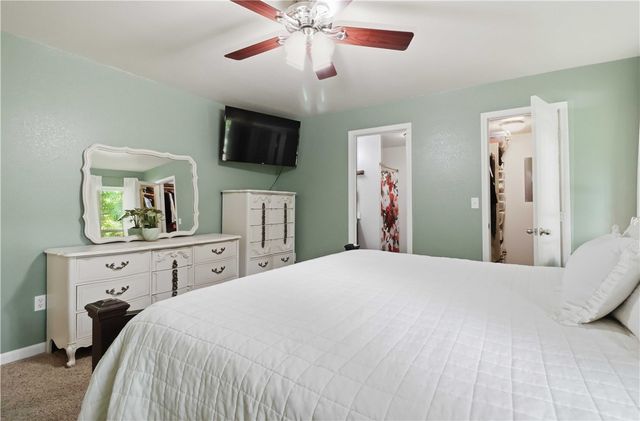 11530 Pearce Road, Fayetteville, AR 72701