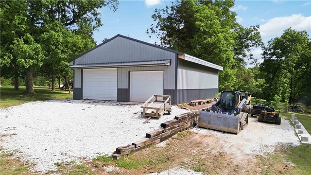 11530 Pearce Road, Fayetteville, AR 72701