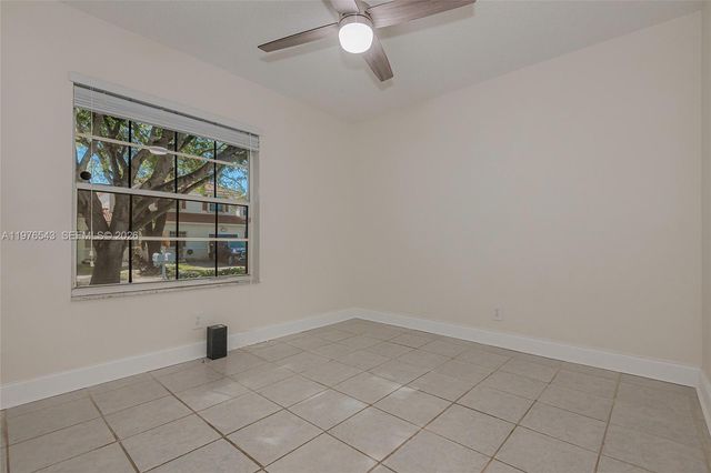 17925 SW 10th Ct 17925, Pembroke Pines, FL 33029