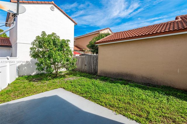 17925 SW 10th Ct 17925, Pembroke Pines, FL 33029