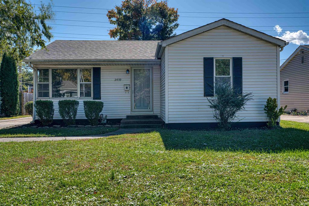 2459 Ravenswood Drive, Evansville, IN 47714