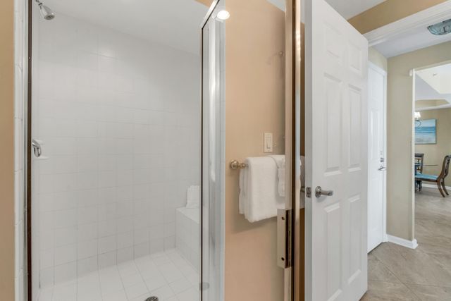 1050 E Highway 98 605E, Destin, FL 32541