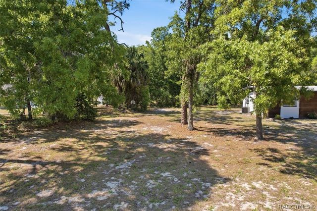 7635 W 7 Rivers Drive, Crystal River, FL 34429