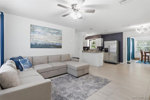 7635 W 7 Rivers Drive, Crystal River, FL 34429