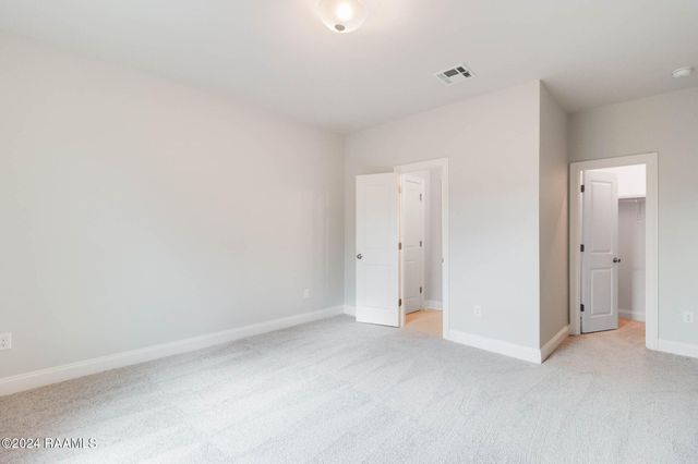 308 Sweet Harvest Road, Youngsville, LA 70592