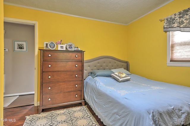 135 Cedar Valley Road, Bristol, TN 37620