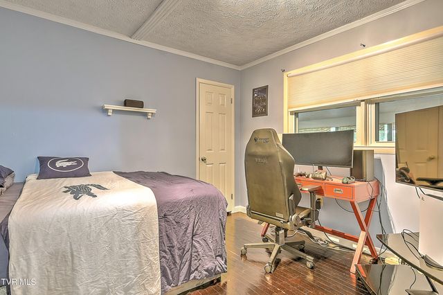 135 Cedar Valley Road, Bristol, TN 37620