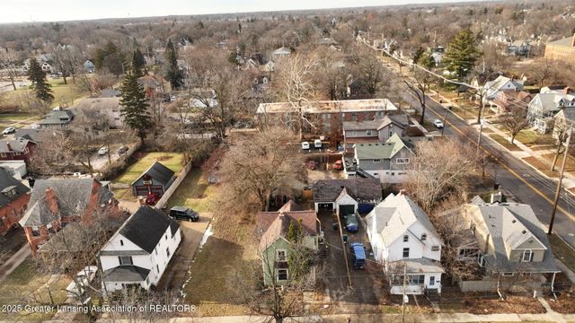 325 N Sycamore Street, Lansing, MI 48933