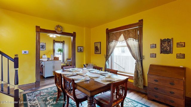 325 N Sycamore Street, Lansing, MI 48933