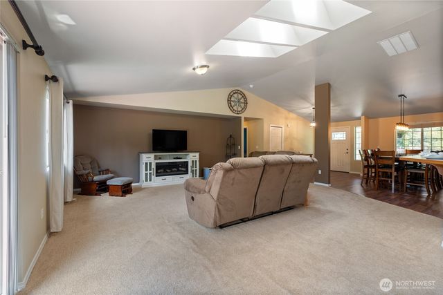 19731 161st Way SE, Yelm, WA 98597