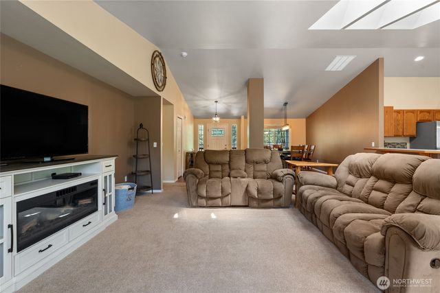 19731 161st Way SE, Yelm, WA 98597