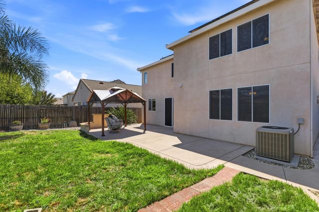 611 Tara Bella Dr, Lincoln, CA 95648