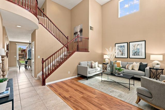 611 Tara Bella Dr, Lincoln, CA 95648