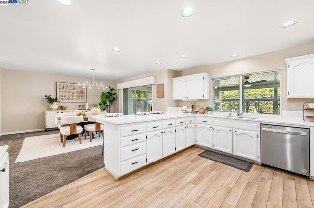 297 Del Valle Ct, Pleasanton, CA 94566