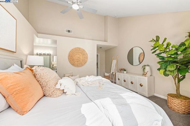 297 Del Valle Ct, Pleasanton, CA 94566