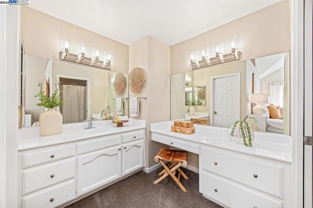 297 Del Valle Ct, Pleasanton, CA 94566