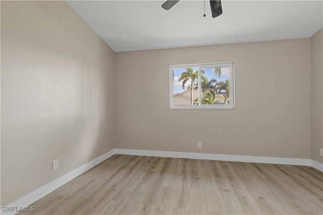 1725 SE 3rd ST, Cape Coral, FL 33990