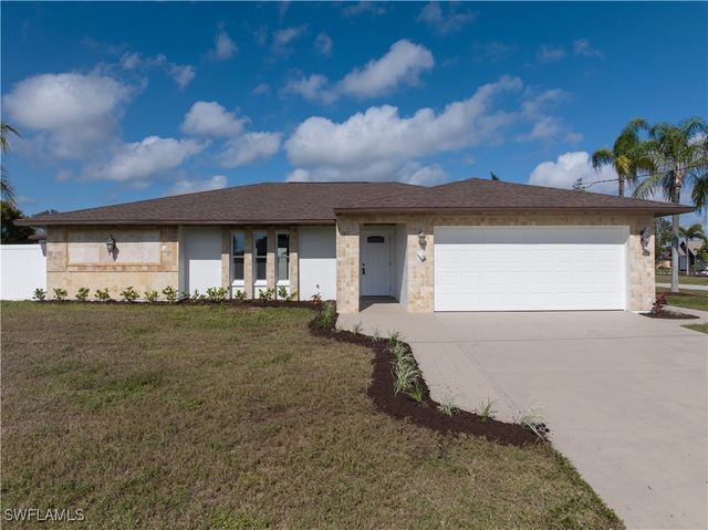 1725 SE 3rd ST, Cape Coral, FL 33990