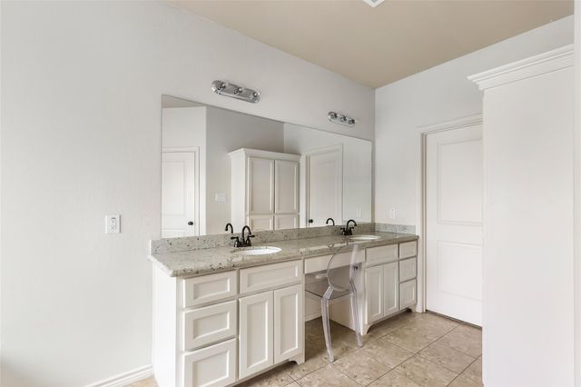 505 Ripkowski Drive, Dayton, TX 77535