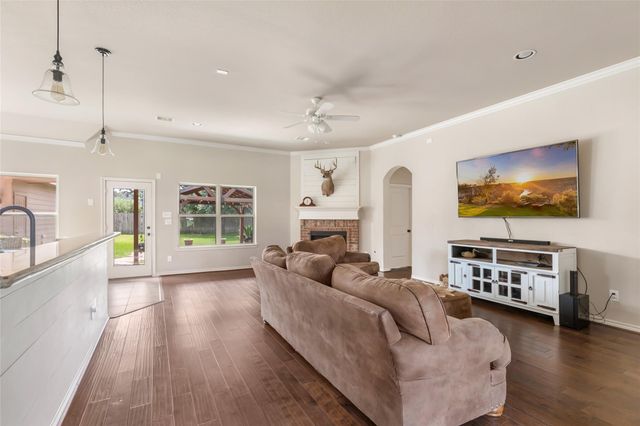 505 Ripkowski Drive, Dayton, TX 77535