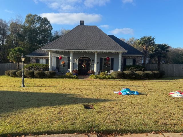 110 Piccadilly Circle, Bossier City, LA 71111