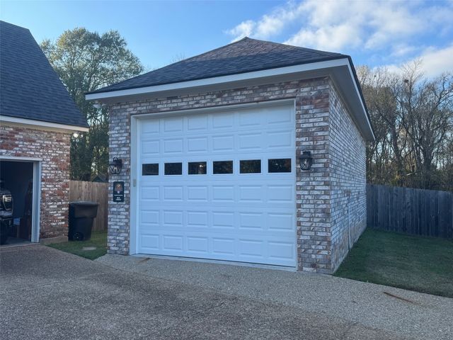 110 Piccadilly Circle, Bossier City, LA 71111