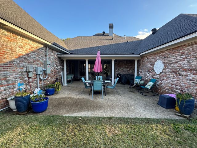 110 Piccadilly Circle, Bossier City, LA 71111