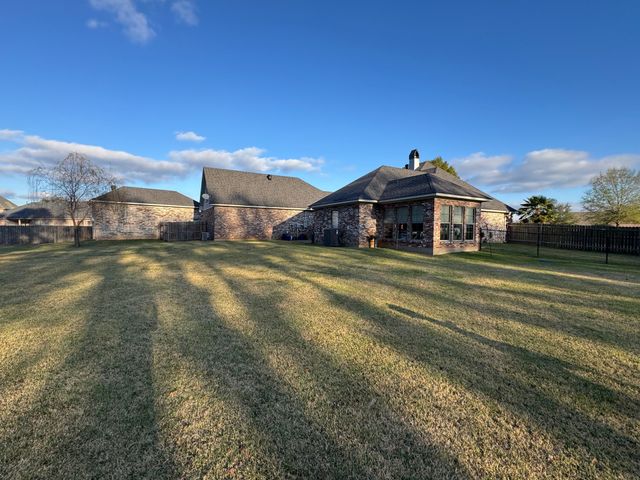 110 Piccadilly Circle, Bossier City, LA 71111