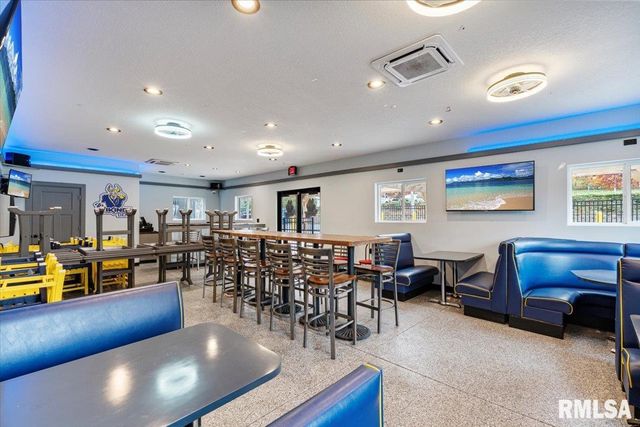 3008 7TH Avenue, Rock Island, IL 61201