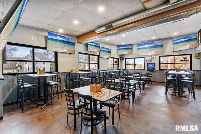 3008 7TH Avenue, Rock Island, IL 61201