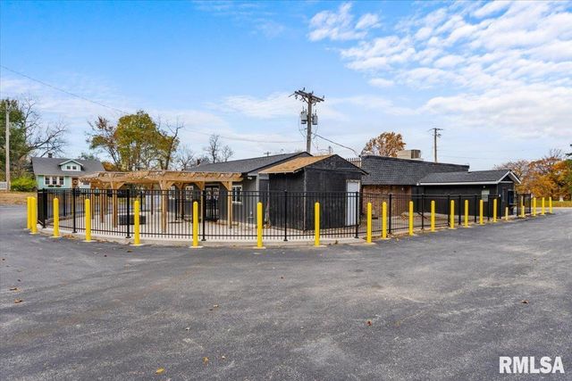 3008 7TH Avenue, Rock Island, IL 61201